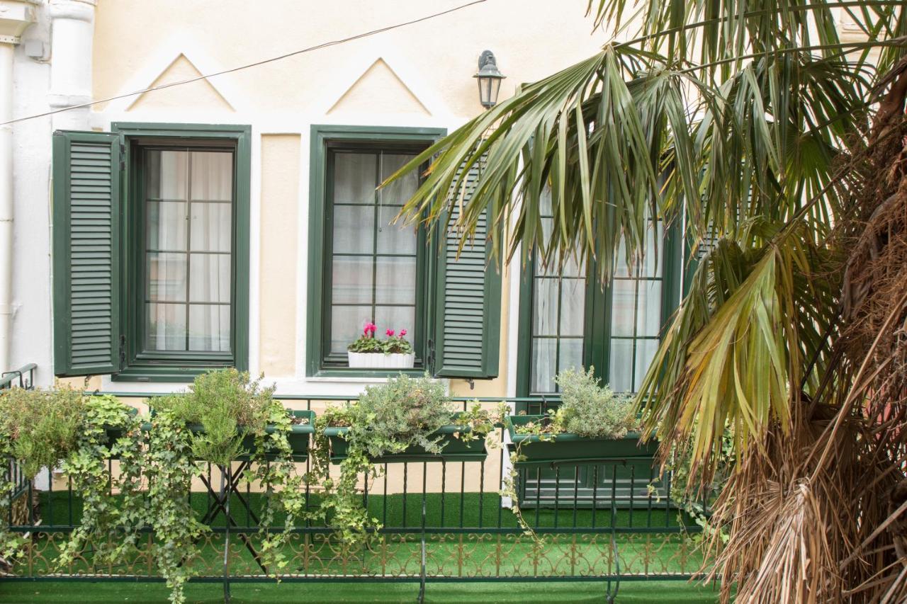 Isidorou Apartment
